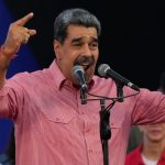 Nicolas Maduro fredonne Imagine pour appeler à la paix, dans un contexte de tensions USA-Venezuela